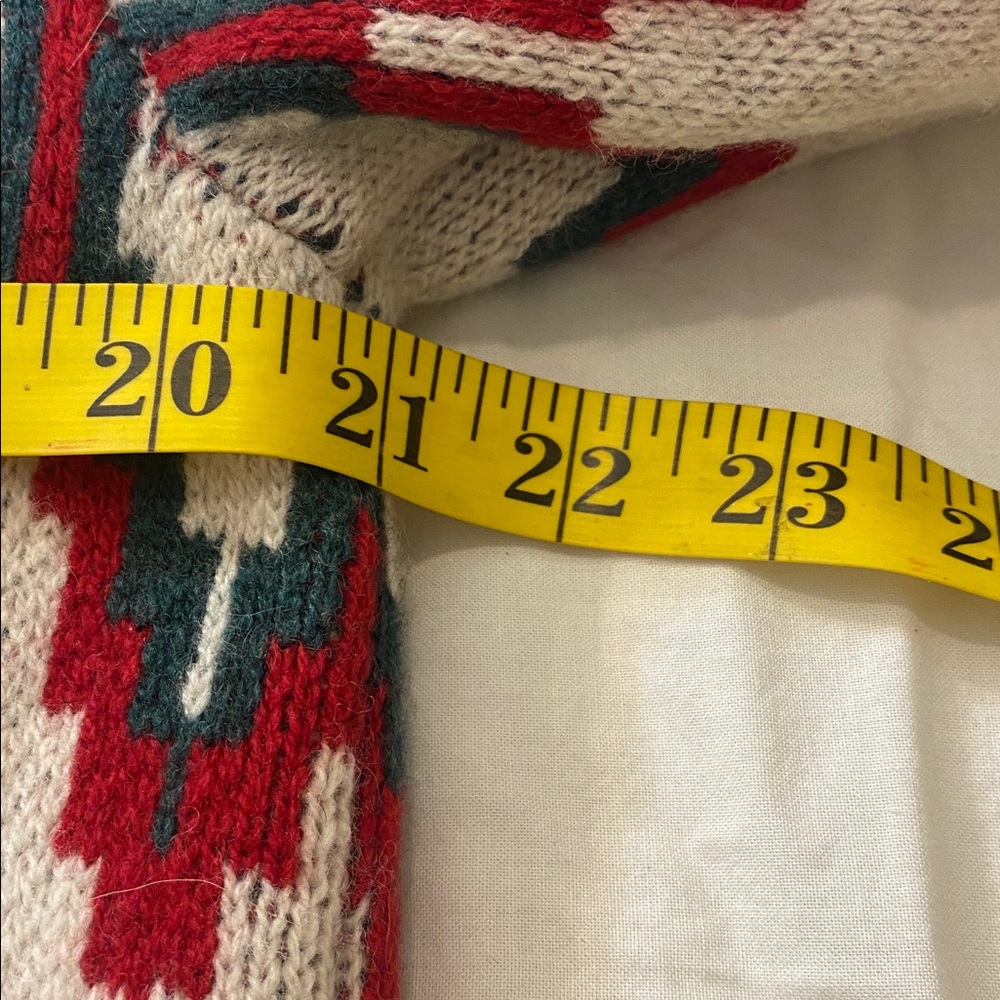 Roots Fair Isle Cream, Red & Green Turtle neck Merino Wool & Cashmere Sweater - Picture 6 of 7